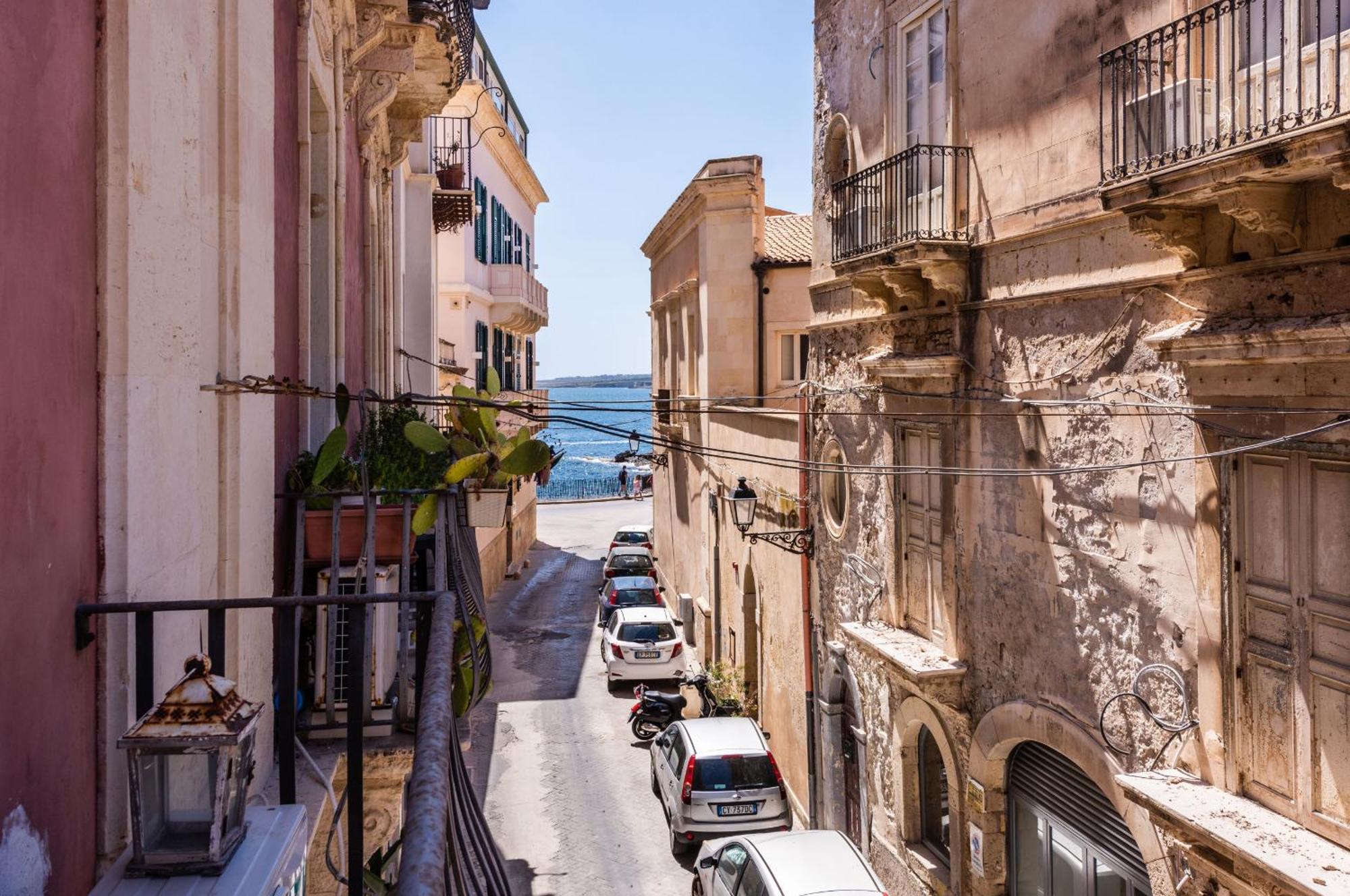 Palazzo Bozzanca Apartments By Wonderful Italy Syracuse Exterior foto
